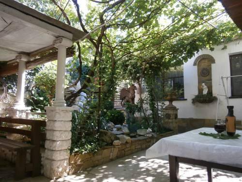 Гостевой дом Guesthouse Antichnyi Dvorik Феодосия-40